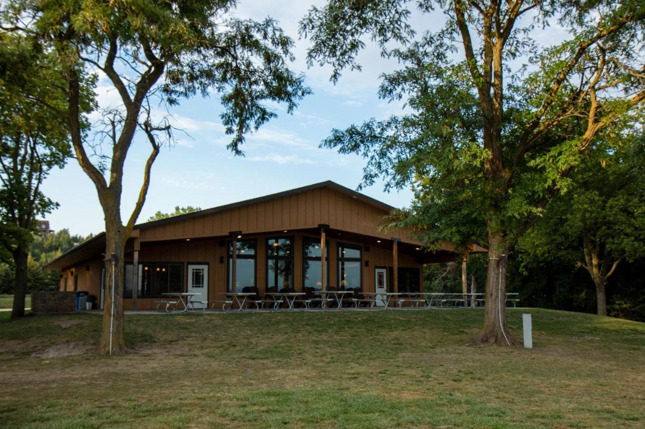 Lewis & Clark Resort Yankton Exterior photo