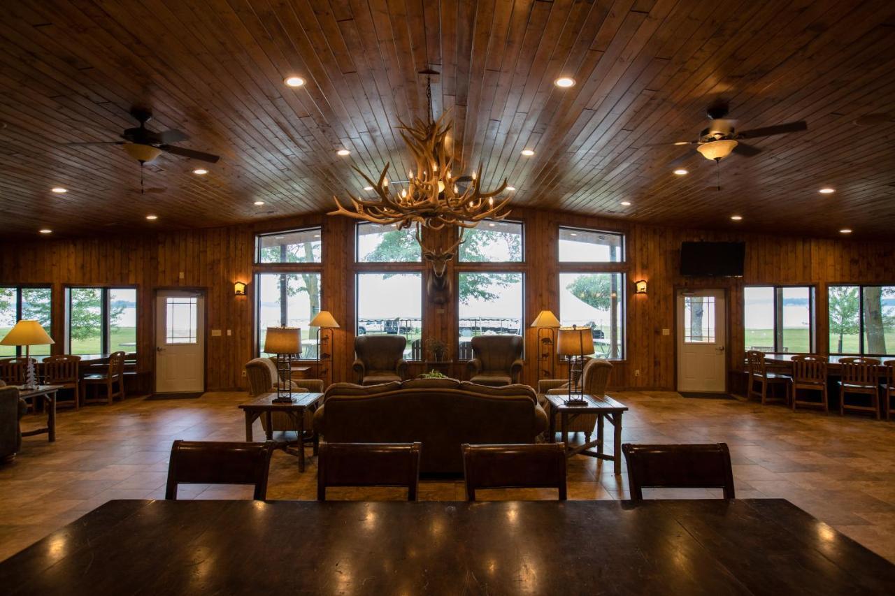 Lewis & Clark Resort Yankton Exterior photo